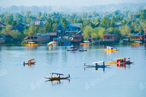 Preview: Aerial view of Dal Lake, Srinagar Jammu and Kashmir, India