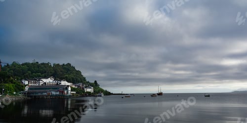 Preview: Picture of cloudy Puerto Varas in Chile
