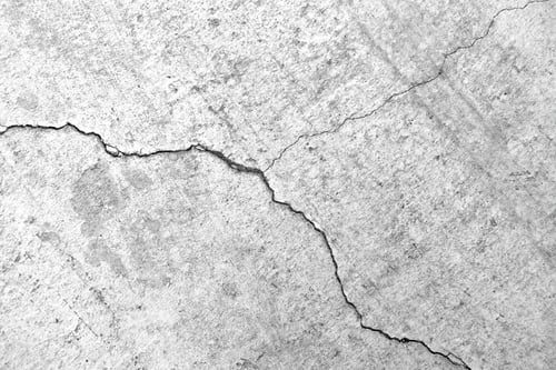 Preview: Dirty cracked concrete wall texture background.
