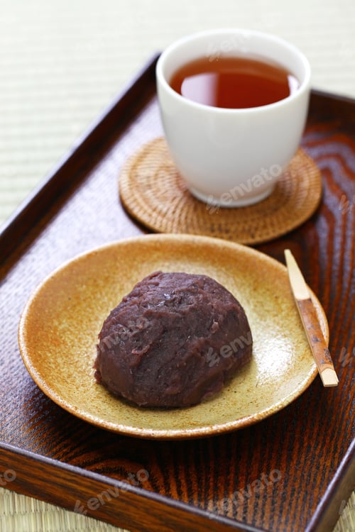 Preview: ohagi, japanese traditional sweet, pounded steamed glutinous rice covered with sweet red bean paste
