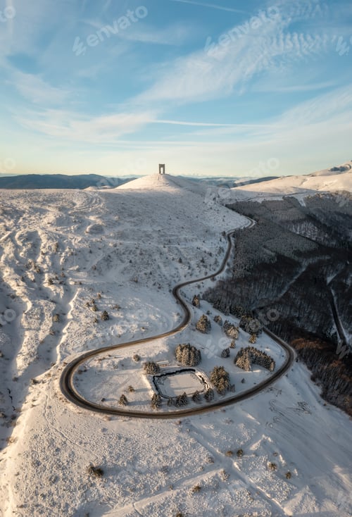Preview: Arch of Freedom at Beklemeto pass, Bulgaria