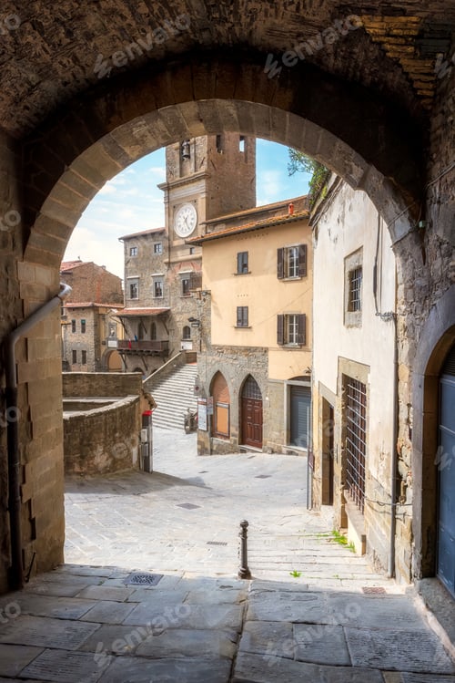 Preview: Tuscany medieval architecture