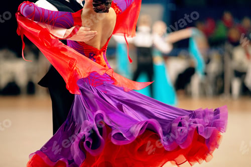 Preview: couple of dancers dancing waltz