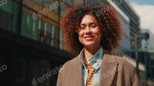 Preview: Confident Woman In City Street Wearing Blazer