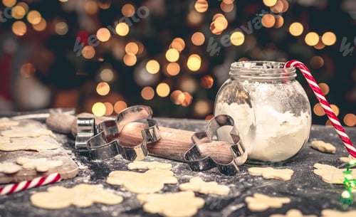 Preview: Gingerbread man form near rolling pin
