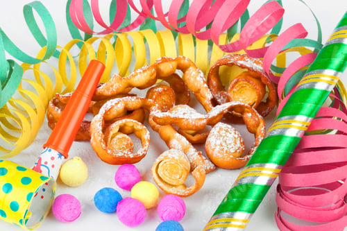 Preview: Typical Italian dessert for carnival, "chiacchiere" fries with toys