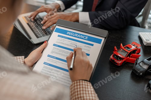 Preview: a lawyer explains the details of a car insurance policy and all the costs to a client