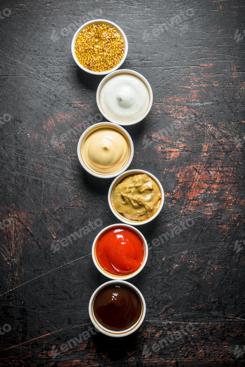 Preview: Different types of sauces.