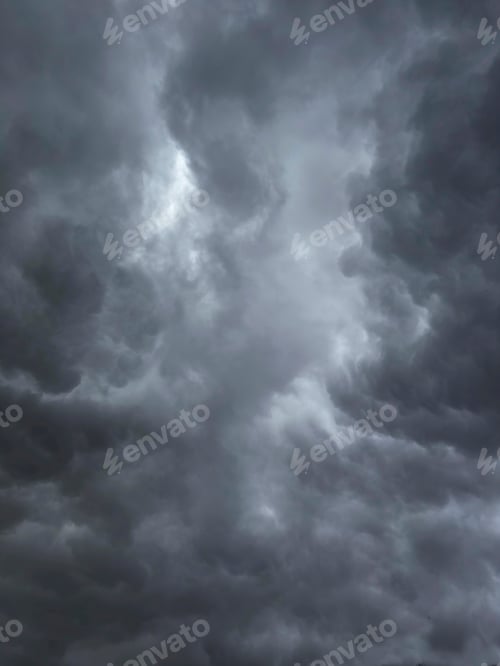 Preview: Photographic documentation of black storm clouds