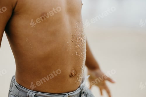 Preview: Crop black child with dirty belly