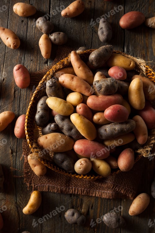 Preview: Raw Organic Fingerling Potatoes