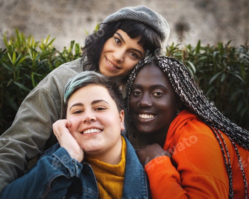 Preview: Diverse women concept