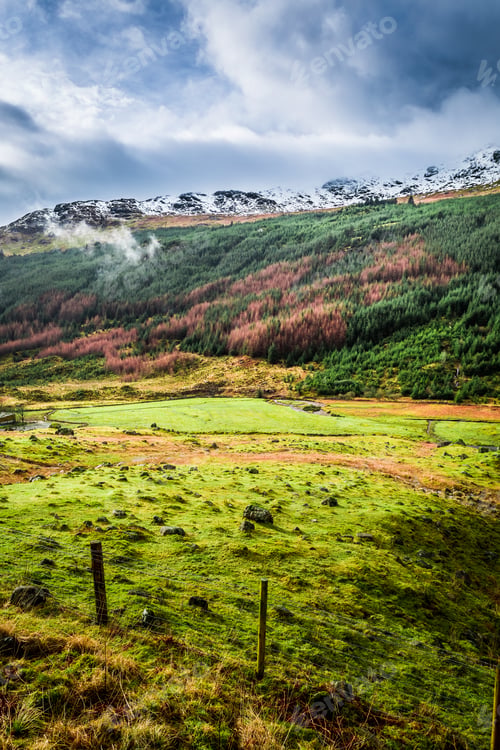 Preview: Valley in the mountains, Scotland