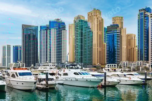Preview: Dubai Marina skyscrapers and port in Dubai, United Arab Emirates