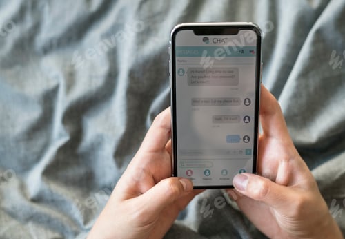 Preview: Caucasian woman chatting on mobile phone