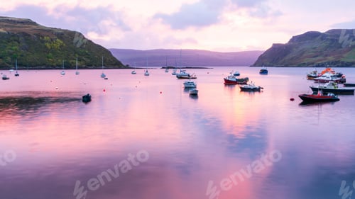Preview: Relaxing sky view, beautiful pink sunset