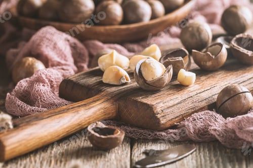 Preview: Macadamia nuts on table