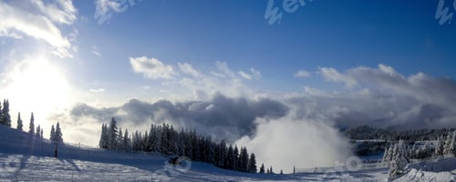Preview: Beautiful clouds in the snow