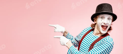 Preview: Pantomime on the pink background