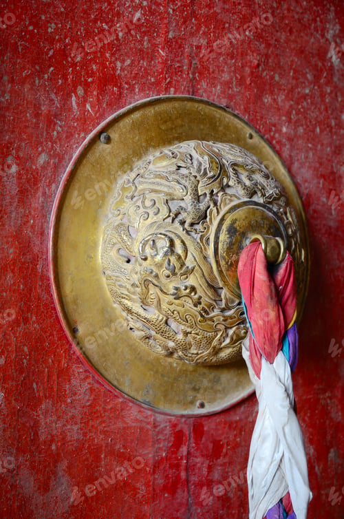 Preview: Buddhist door
