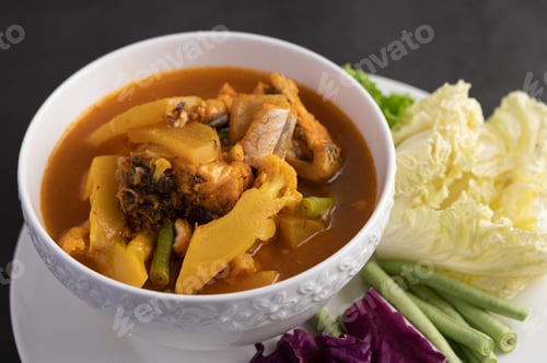 Preview: Yellow Curry with Snakehead Fish, Thai food