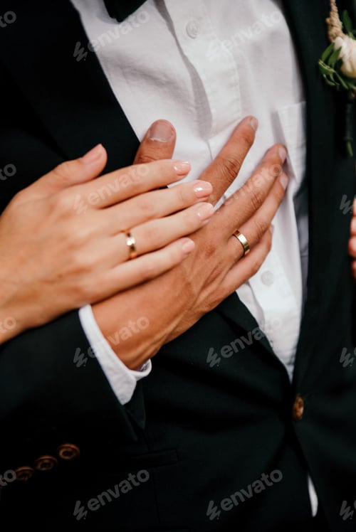 Preview: Details of the wedding day