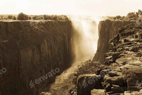 Preview: Victoria Falls from the Zambian side.