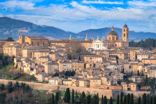 Preview: Urbino, Italy Historic Town