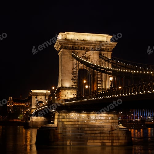 Preview: Szechenyi Chain Bridge at night