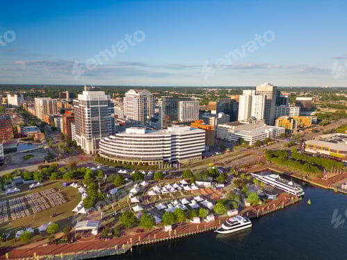 Preview: Norfolk, Virginia, USA on the Elizabeth River