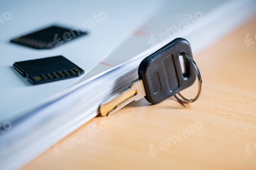 Preview: Key and memory cards on documents