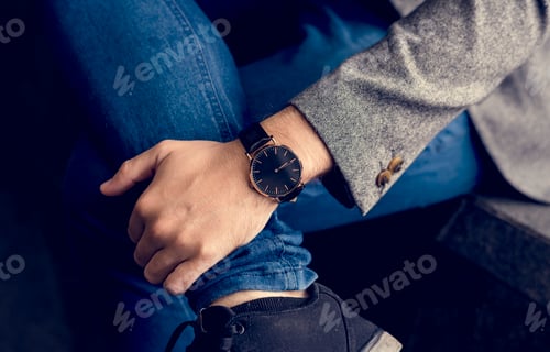 Preview: Man waiting for someone to come