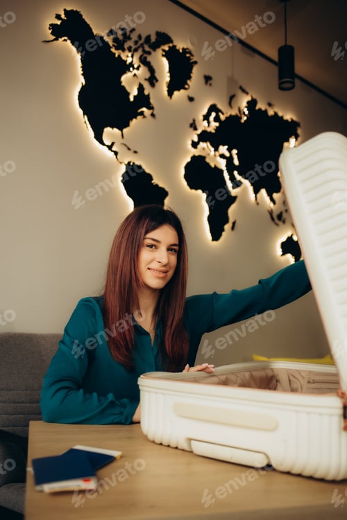 Preview: a woman with a suitcase in a travel agency