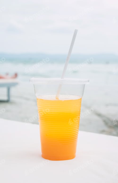 Preview: Orange juice in a glass