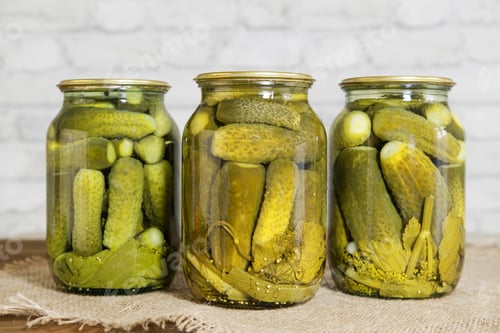 Vista previa: Conservas caseras. Aperitivos en escabeche para el invierno.