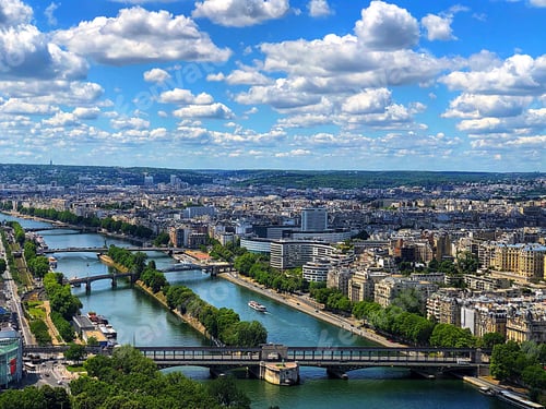 Preview: Summertime in Paris