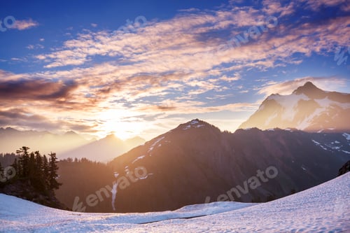 Preview: Mt Shuksan