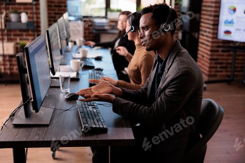 Preview: Customer service support employee working at call center