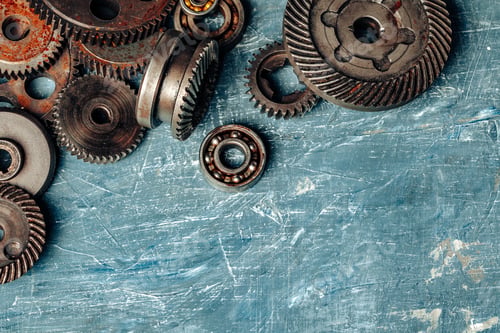 Preview: Top view of old rusty car parts