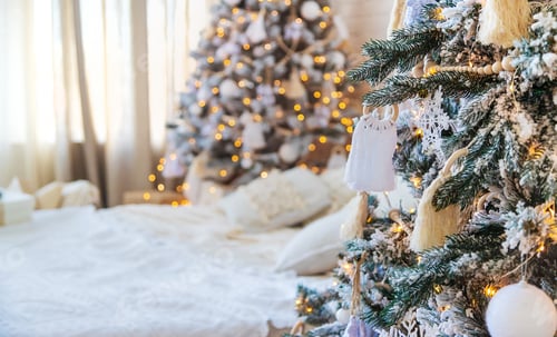 Preview: light christmas tree background. Selective focus.