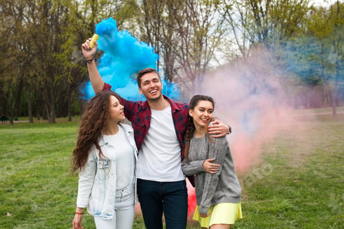 Preview: Guy with smoke flare and girls