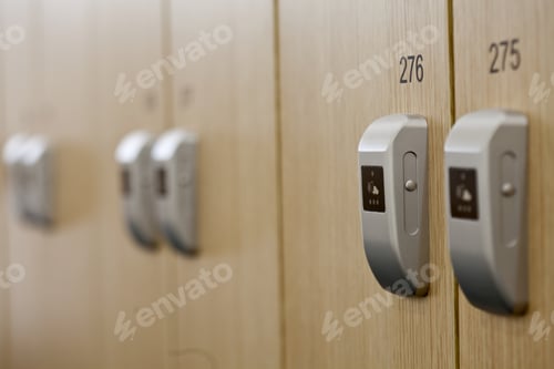 Preview: Locker