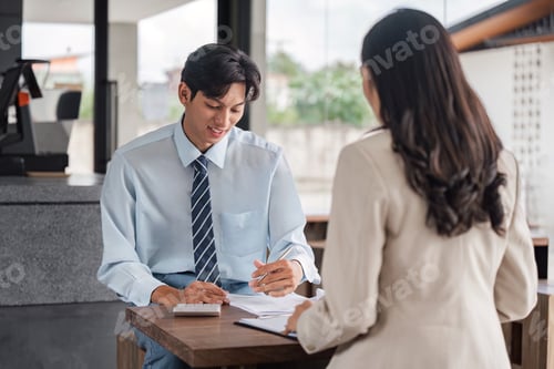 Preview: Business professionals Interactive strategic session in cafe setting