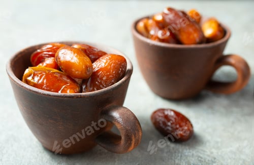 Preview: Dried Medjoul date fruit