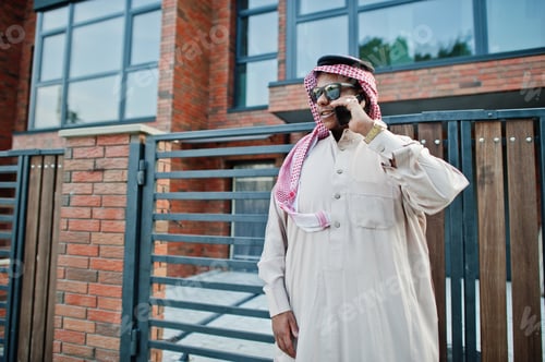 Preview: Middle Eastern arab man