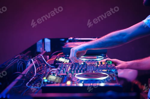 Preview: DJ sound equipment at nightclubs and music festivals, EDM, future house music and so on