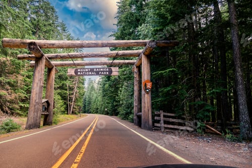 Preview: Mount Rainier National Park road entrance.