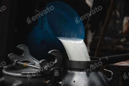 Preview: Fresh milk in the aluminium cans