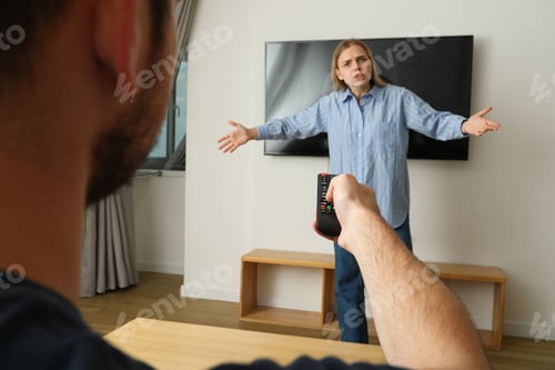 Preview: The woman does not allow the man to watch TV