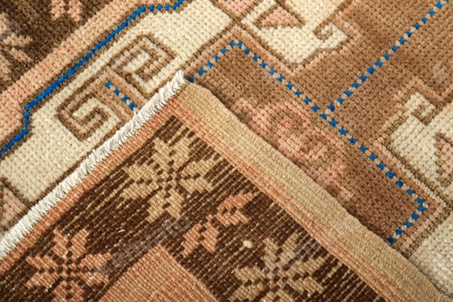 Preview: Textures and patterns in color from woven carpets
